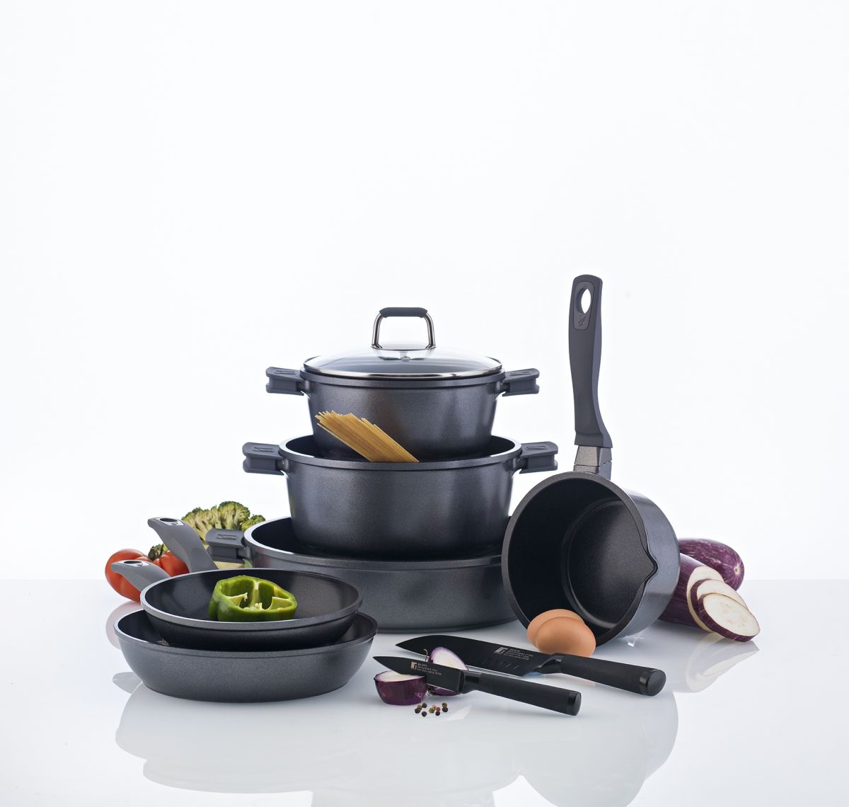 BERGNER continúa creciendo y consolidando su posición como empresa de referencia de productos para el hogar en Europa.