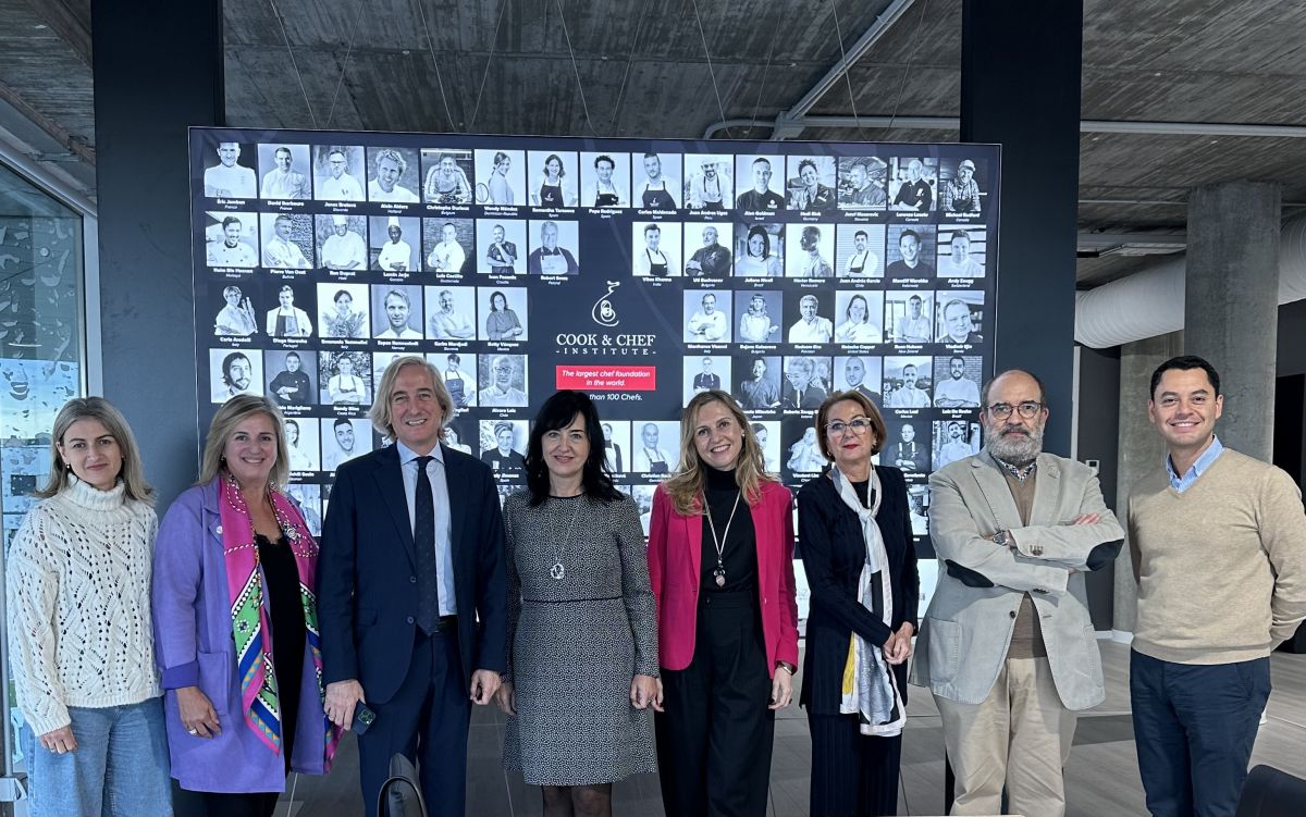 El Gobierno de Aragón visita las oficinas de Bergner